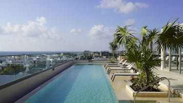 Außenpool, Cabañas (kostenlos), Sonnenschirme