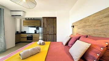 1 bedroom, WiFi, bed sheets