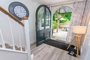 Room - Bagend Sleeps 14 Hot Tub Balcony & Ping Pong (North Devon District)