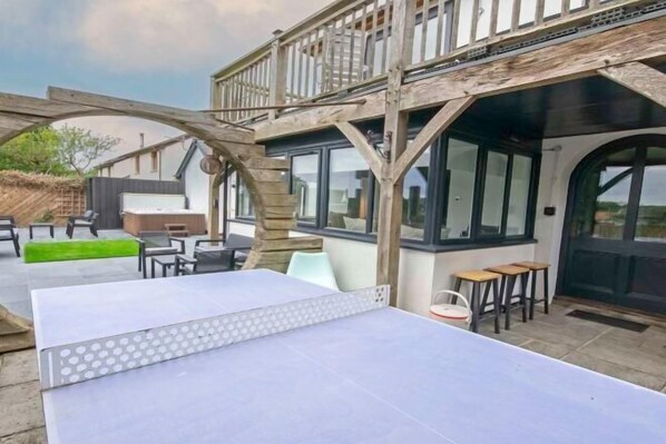 Room - Bagend Sleeps 14 Hot Tub Balcony & Ping Pong (North Devon District)