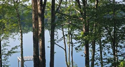 A Quiet, Private Lakefront Cottage, "SHAPODY REST", Near Digby, Nova Scotia