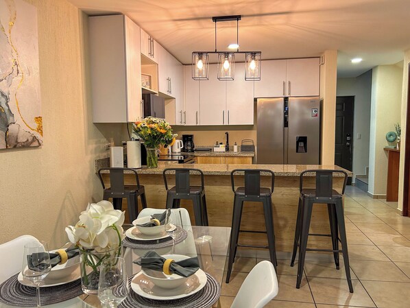 Dining - Oasis in San Salvador - Pool & Full A/C (Apopa)