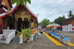 Unclassified image, 5 of 33, button - Aurora Backpackers Hostel (Luang Prabang)