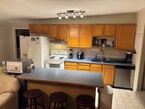 Microwave, oven, stovetop, dishwasher