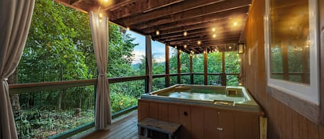 Baignoire à remous extérieure