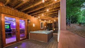 Interior - Mtn Cabin, Smoky Views! 15min2Gatlinburg PF Dollywood (Sevierville)