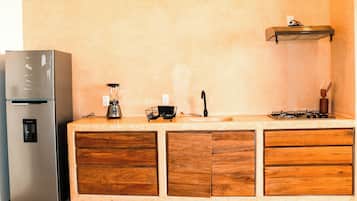 Dụng cụ pha cà phê/trà, máy xay thực phẩm, dụng cụ vệ sinh