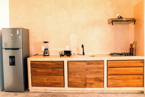 Coffee/tea maker, blender, cleaning supplies - Casa Chicatana (Puerto Escondido)