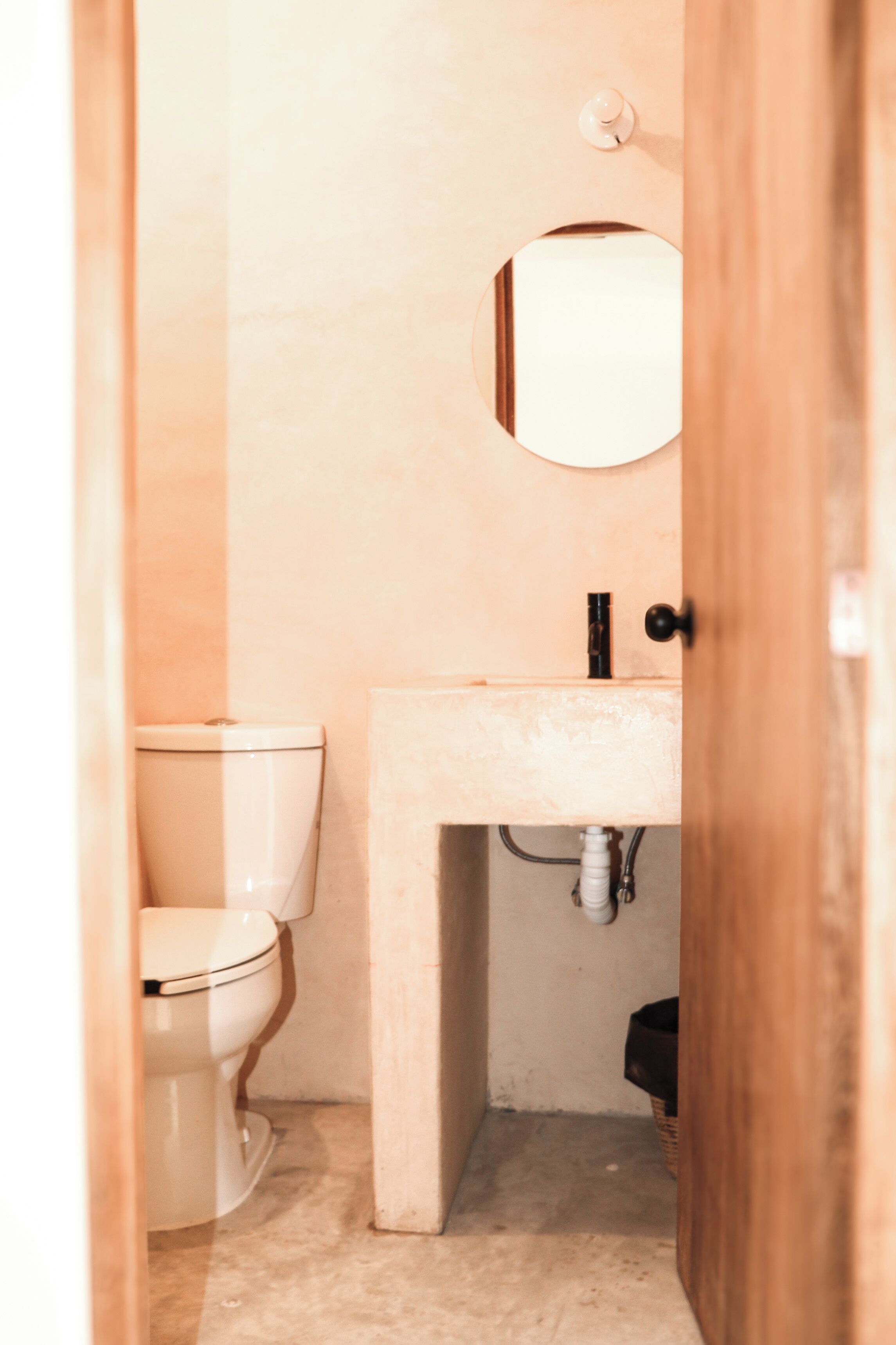 Handtücher, Seife, Shampoo, Toilettenpapier