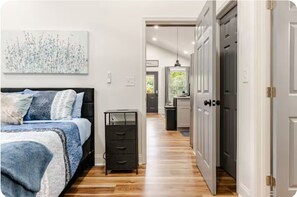 2 habitaciones, tabla de planchar con plancha y wifi gratis 