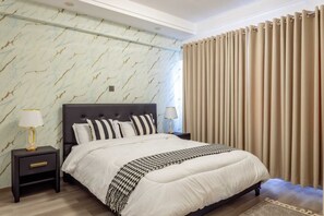 1 bedroom, bed sheets