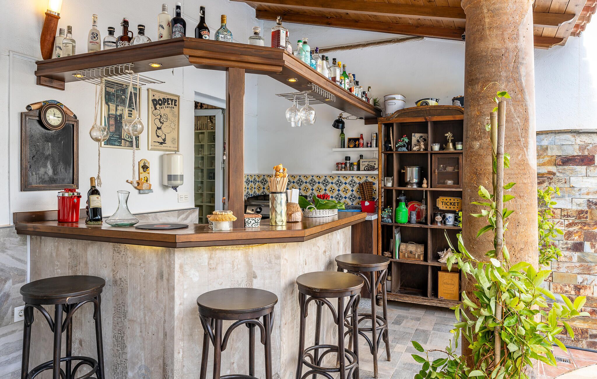 Bar (en el alojamiento)