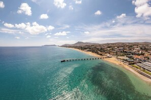 Beach - Gonçalves Guest House – Patio and Sea View (Barroca)