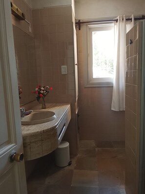 Bidet