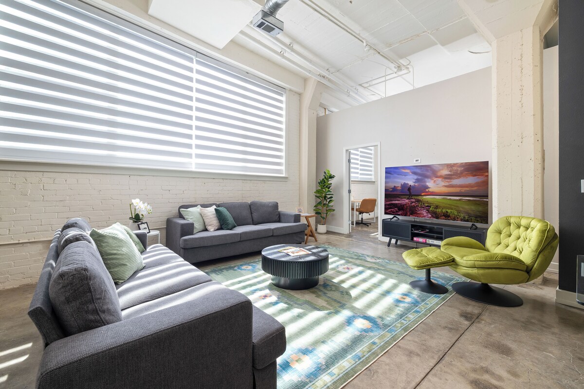 Stunning Southtown Condo