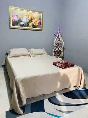 1 quarto, ferros/tábuas de passar roupa, Wi-Fi, roupa de cama