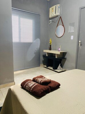 1 bedroom, iron/ironing board, WiFi, bed sheets