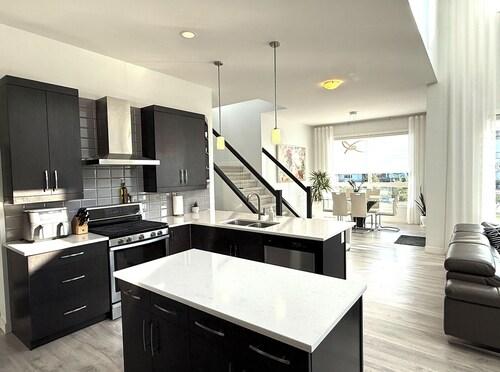 Luxury 3 bedroom, 2.5 bath home in Bridgwater