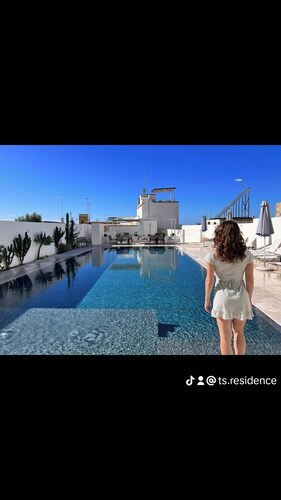 Zahra Superior Romm with private pool