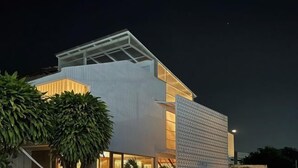 A modern building with a geometric facade and large windows. - Sense of Jedyod - near Maya Nimman (Chiang Mai)