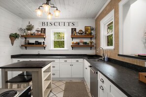 ميكروويف، فرن، موقد طهي مسطح، غسالة أطباق