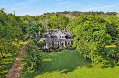 Mt. Juliet Country Getaway - Spacious Home On Private Acreage