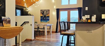 Countryside Knotty Pine 
1King,2Queen,2bunk beds
Large Yard + a deck with a View