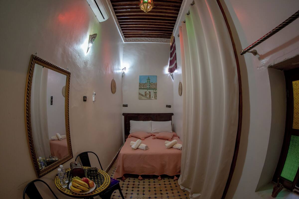 Double Room | Free WiFi