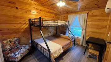 2 chambres, Wi-Fi gratuit, draps fournis