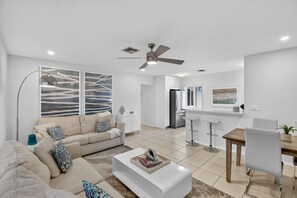 House, Multiple Beds, Pool Access, Pool View (VP Estate  ) | Living area