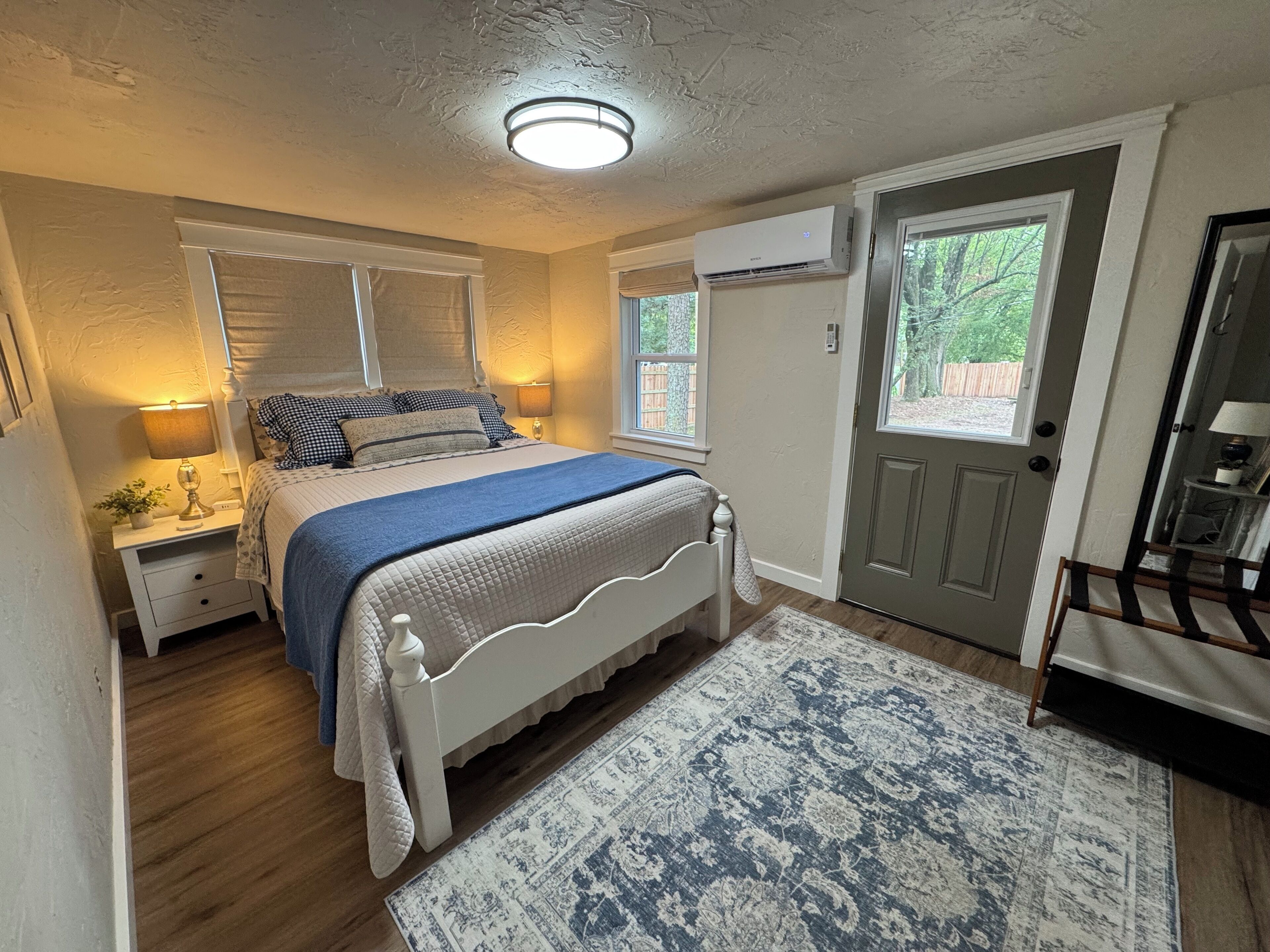 2 makuuhuonetta, silitysrauta/-lauta, vauvan matkasänky, ilmainen Wi-Fi