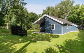 Exterior - Beautiful home in Ansager with sauna (Ansager)