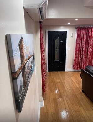 Interior - Welcoming 2 Luxurious bedrooms entire home exclude basement (queens)