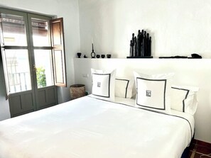 Room - La Fonda Heritage Hotel Relais and Chateaux (Marbella)