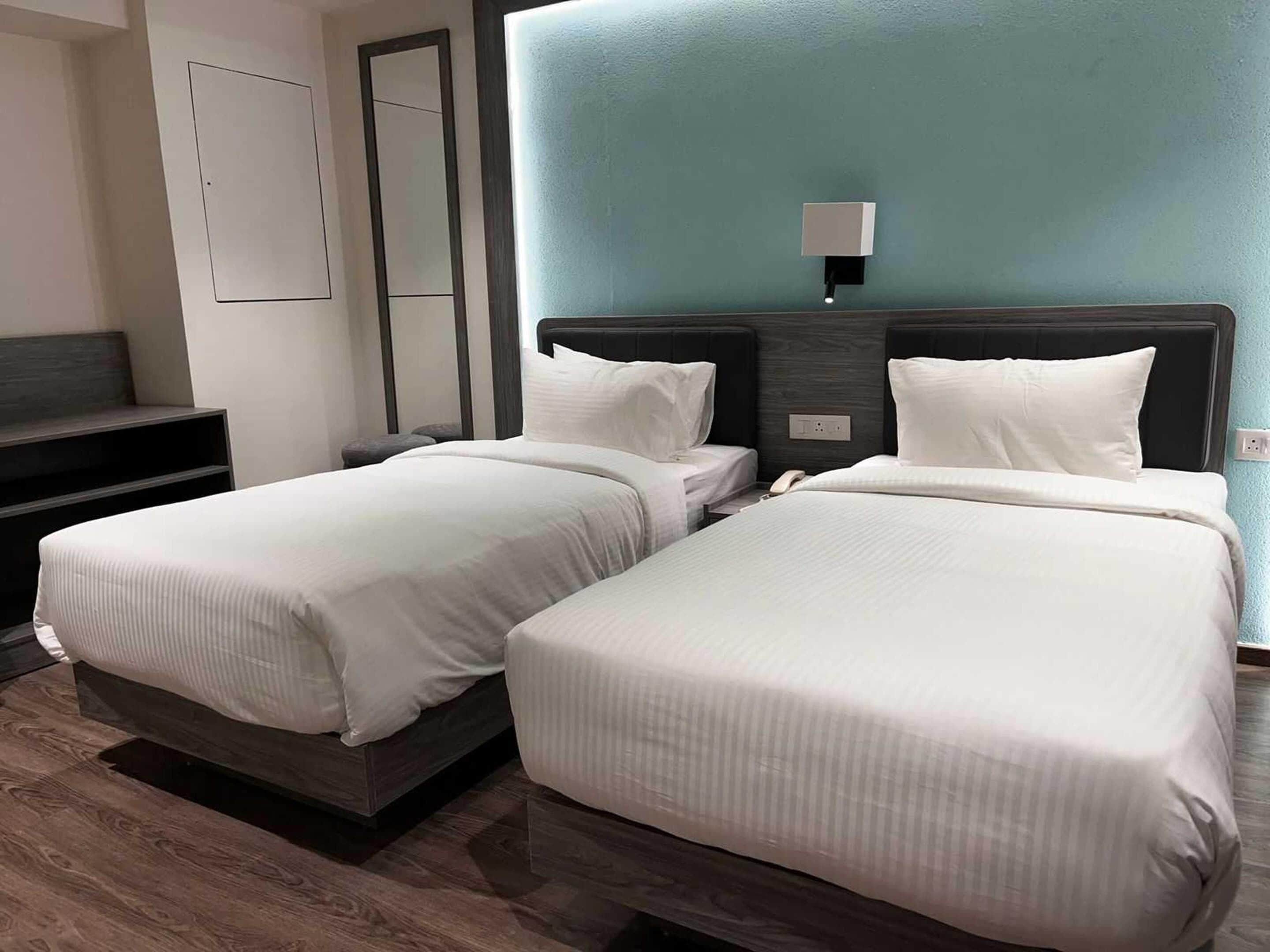 1 chambre, espace de travail pour ordinateur portable