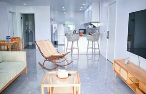 Family Apartment, Smoking, Private Bathroom | Living area | Printers