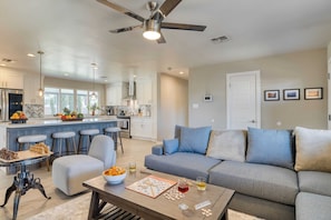 House (4 Bedrooms) | Interior