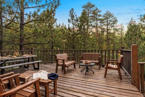 House (Multiple Bedrooms) | Interior - Lakeview Cabin w/ Game Room & Deck Near Ski Slopes & Trails Sleeps 16 Waterview by Avantstay (Big Bear Lake)