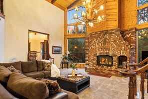 Casa (Multiple Bedrooms) | Interior