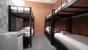 Quarto quádruplo (Six-Bed Room) | 7 quartos