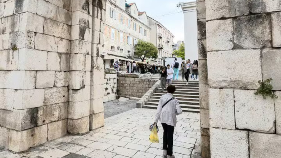 Silver Gate Rooms-diocletian's Palace