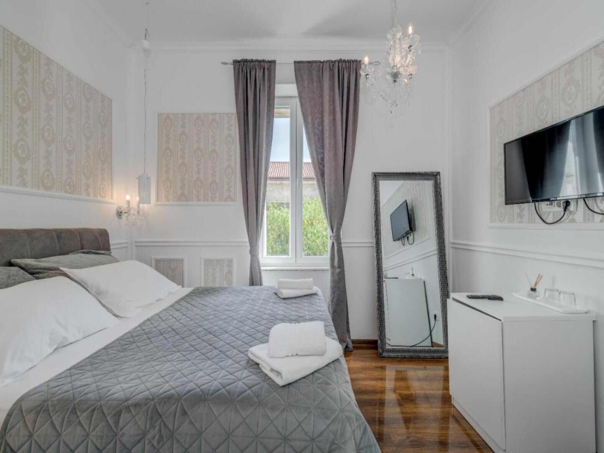 Dobbeltværelse (Six-Bed Room) | 7 soveværelser