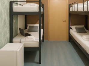 Quadruple Room (Quardruple Room) | 7 bedrooms - Silver Gate Rooms-diocletian's Palace (Split)