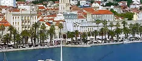 Double Room (Six-Bed Room) | Aerial view