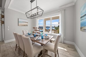 House, Multiple Beds, Pool Access (Paradise Cove) | Dining - Paradise Cove (Destin)