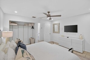 Apartment, Multiple Beds, Patio, Pool View (Victoria Park's Secret #1)