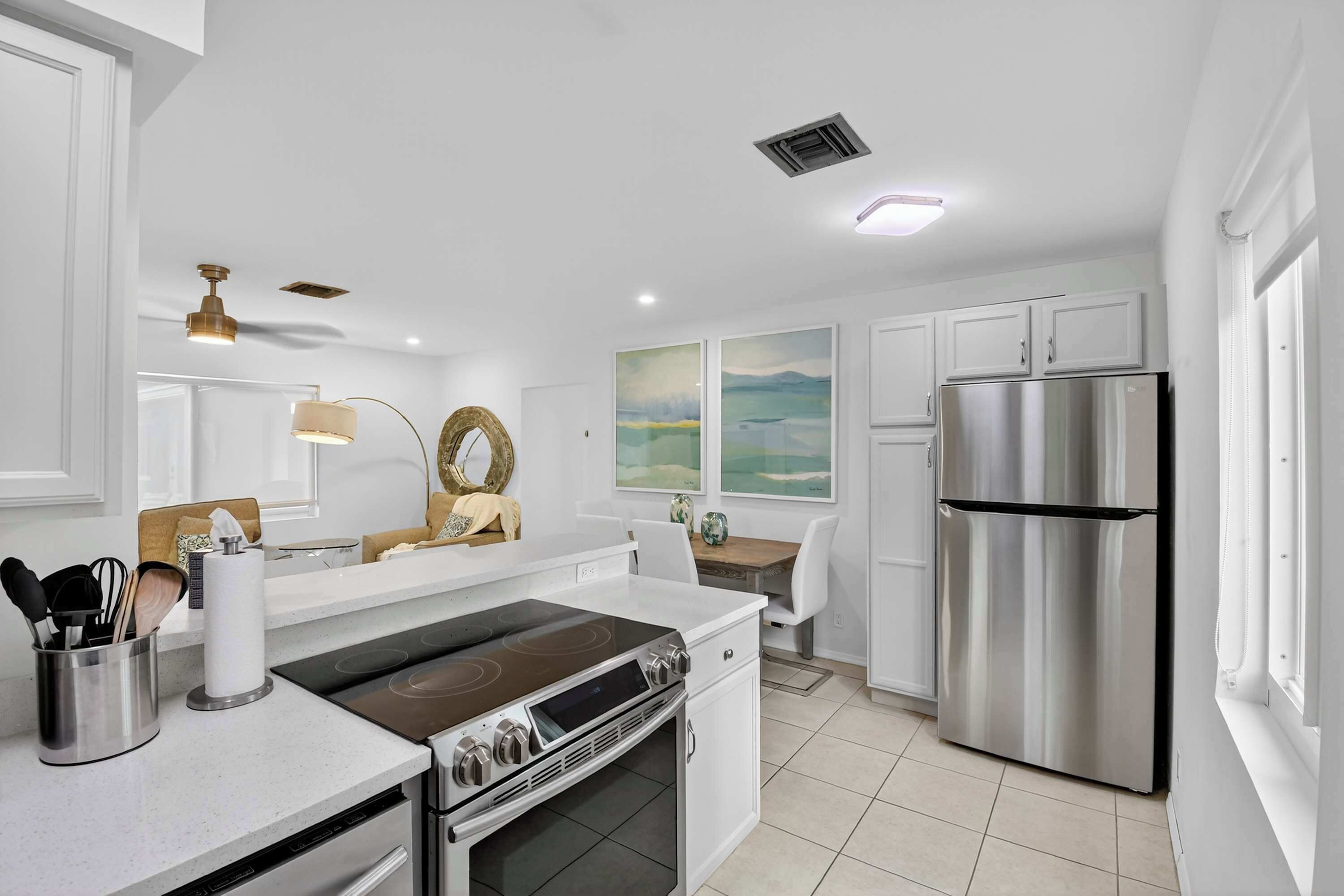 Apartment, Multiple Beds, Patio, Pool View (Victoria Park's #2) | Private kitchen | Coffee/tea maker