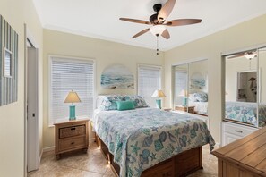 2 bedrooms, iron/ironing board, free WiFi, bed sheets - Updated 2BR/2BA Venture Out Home w/ Pool Access, Pet Friendly, Near Key West (Cudjoe Key)