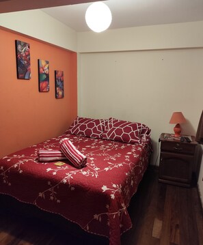 1 bedroom, internet, bed sheets