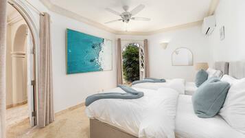 3 habitaciones, tabla de planchar con plancha, wifi y ropa de cama